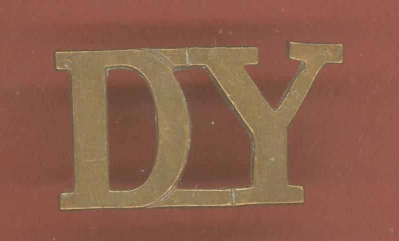 D.Y. Derbyshire Yeomanry shoulder title