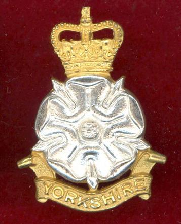 Yorkshire Brigade Officer's cap badge