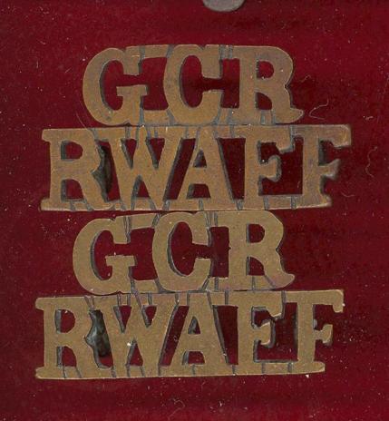 GCR/ RWAFF Officer's shoulder titles