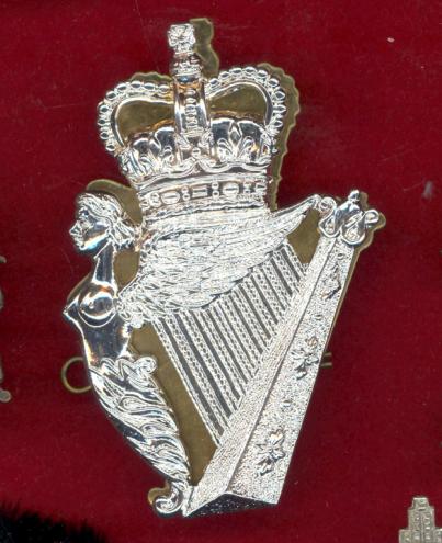 Royal Irish Regiment Piper's caubeen badge