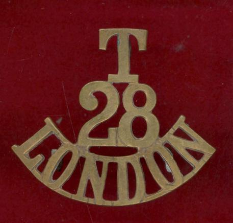 T / 28 / LONDON WW1 shoulder title