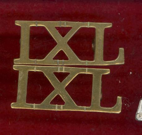 I X L  9th Queen's Royal Lancers Recruits shoulder titles