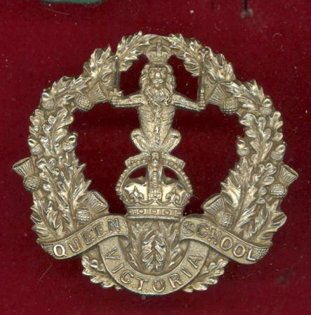 Queen Victoria School Dumblane glengarry badge