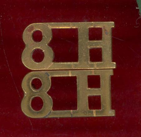 8 H 8th King's Royal Irish Hussars shoulder titles