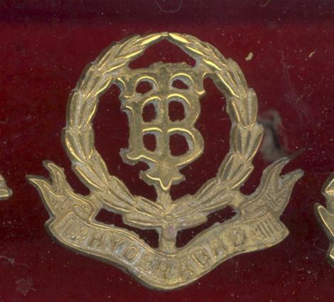 Indian Army Hyderabad Training Battalion head-dress badge 