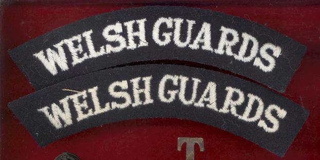 Welsh Guards cloth shoulder titles