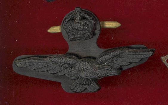 Royal Air Force WW2 Officer's plastic economy field service cap badge