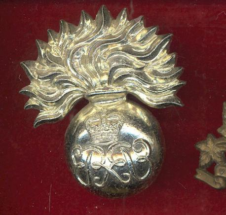 Grenadier Guards NCO's staybright cap badge