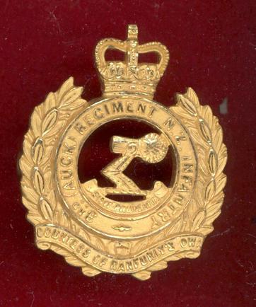 New Zealand 3rd Auckland Regt. Officers cap badge 