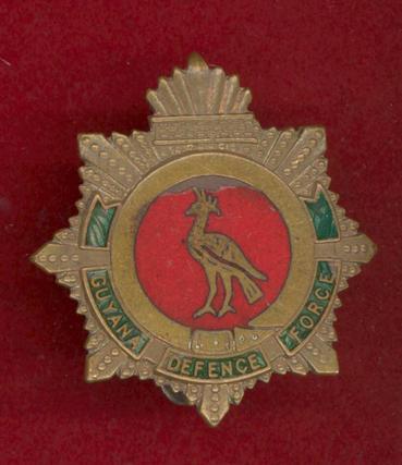 Guyana Defence Force headdress badge 