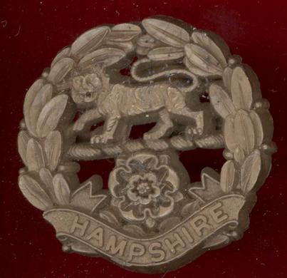 The Hampshire Regiment WW2 plastic economy cap badge 