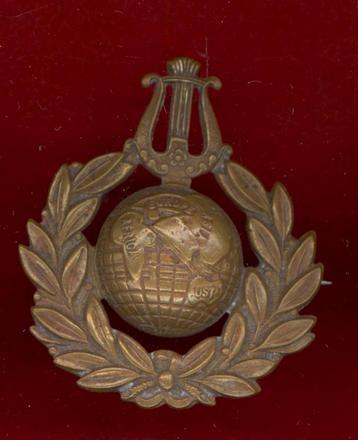 Royal Naval School of Music Bandsman cap badge 