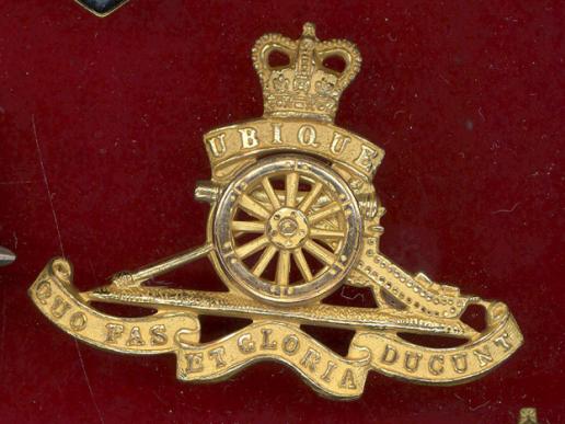 The Royal Artillery Officer's EIIR cap badge