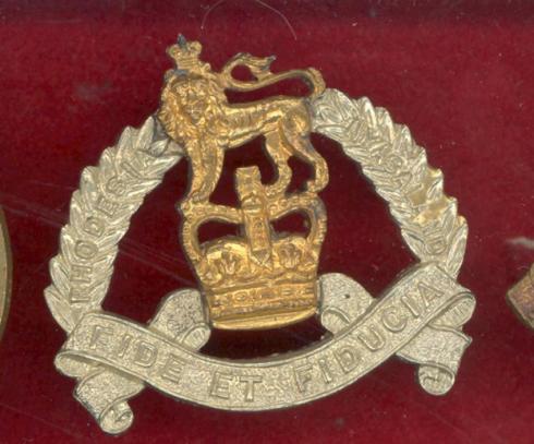 Rhodesia & Nyasaland Army Pay Corps cap badge