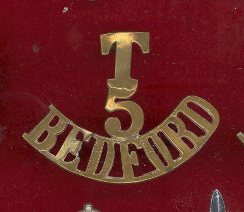 T / 5 / BEDFORD Regiment WW1 shoulder title