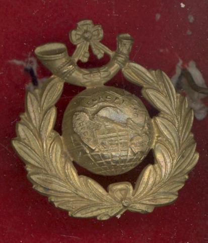 Royal Marines Light Infantry WW1 OR's cap badge 