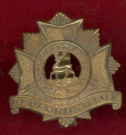 The Bedfordshire Regt WW1 economy issue cap badge