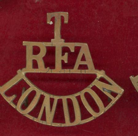 T / RFA /  LONDON WW1 shoulder title