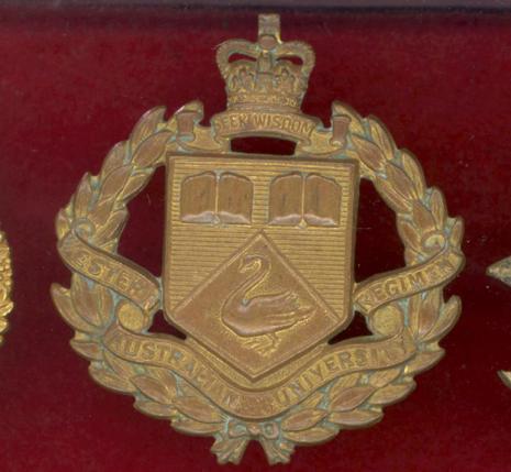 Western Australia University Regiment slouch hat badge