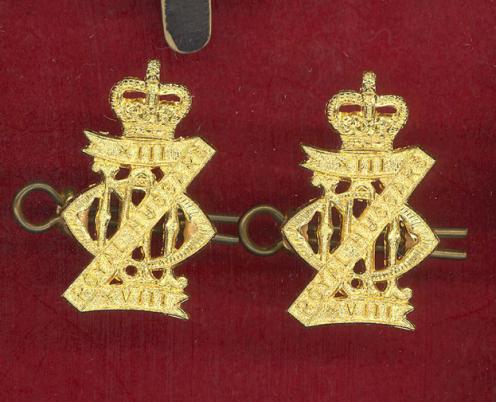 13th/18th Royal Hussars Officer's collar badges