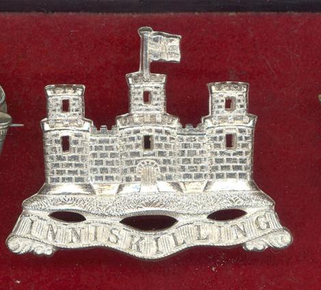 Royal Inniskilling Fusiliers Pipers caubeen badge