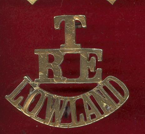 T / RE / LOWLAND WW1 shoulder title