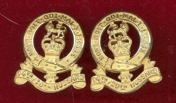 14th/20th King's Hussars EIIR Officer's dress collar badges