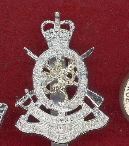 Q.O. Dorset & West Somerset Yeomanry staybright cap badge