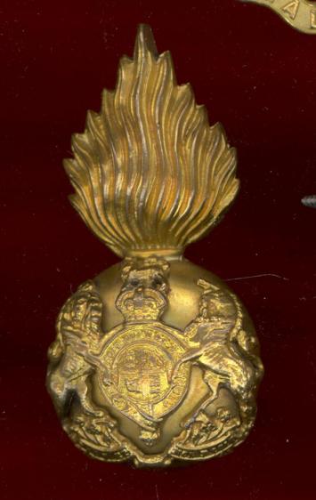 Scottish Royal Scots Fusiliers Officer's pagri / glengarry badge