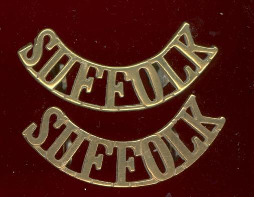 SUFFOLK Suffolk Regiment shoulder titles