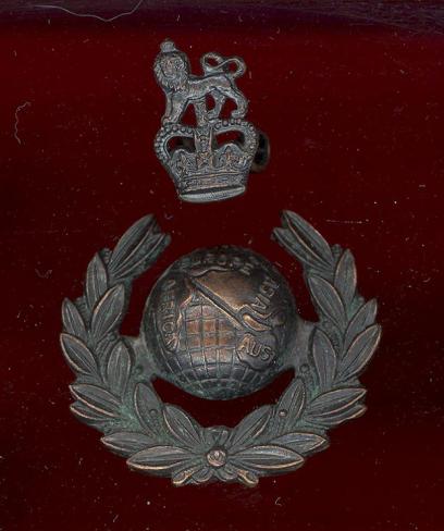 Royal Marines Officer's Lovat dress cap badge