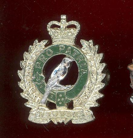  New Zealand Womens Royal Army Corps staybright cap badge 