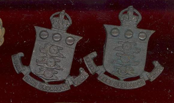 Indian Army Ordnance Corps Officer's OSD collar badges 