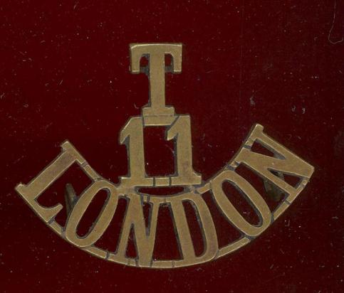 T / 11 / London WW1 shoulder title