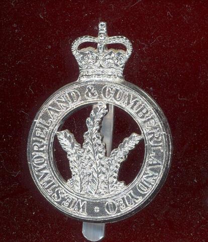 Westmoreland & Cumberland Yeomanry staybright cap badge