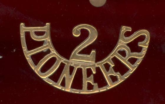 Indian Army 2 / PIONEERS shoulder title