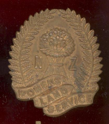 New Zealand Womens Land Service cap badge