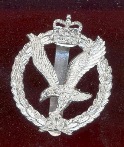 Army Air Corps staybright cap badge 