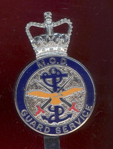 M.O.D. Ministry of Defence Guard Service  cap badge