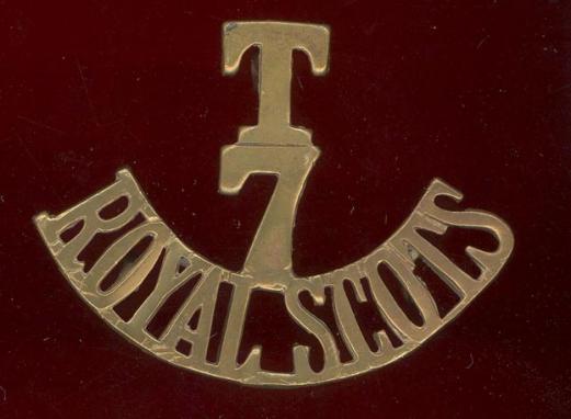 T / 7 /ROYAL SCOTS The Royal Scots WW1 shoulder title
