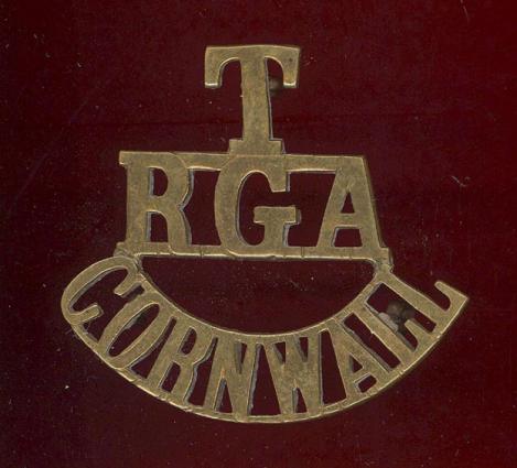 T / RGA / CORNWALL WW1 shoulder title