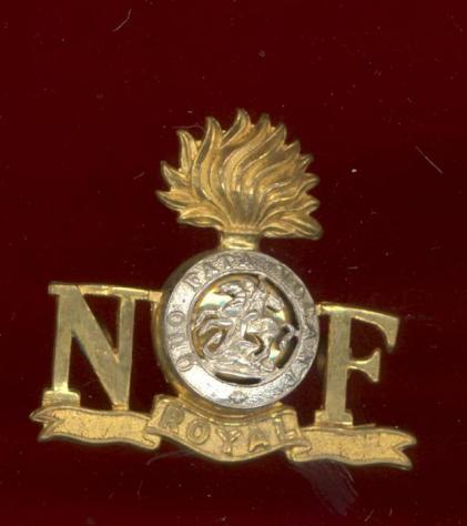 N Grenade F Royal Northumberland Fusiliers Officer's shoulder title