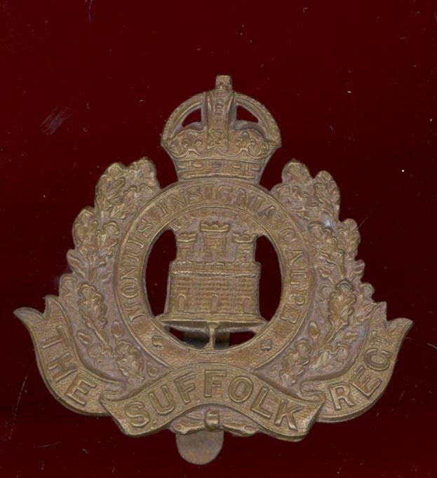 The Suffolk Regiment WW1 OR's brass economy cap badge.