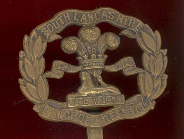 South Lancashire Regiment. WW1 economy issue cap badge
