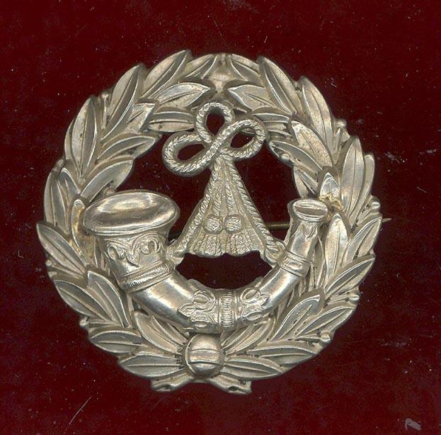 Victorian Volunteer Rifle Corps cap / glengarry badge