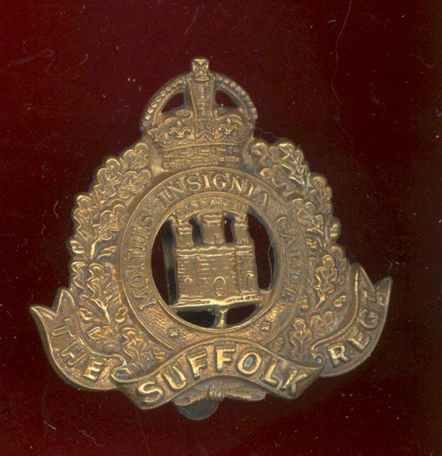 The Suffolk Regiment WW1 OR's brass economy cap badge.