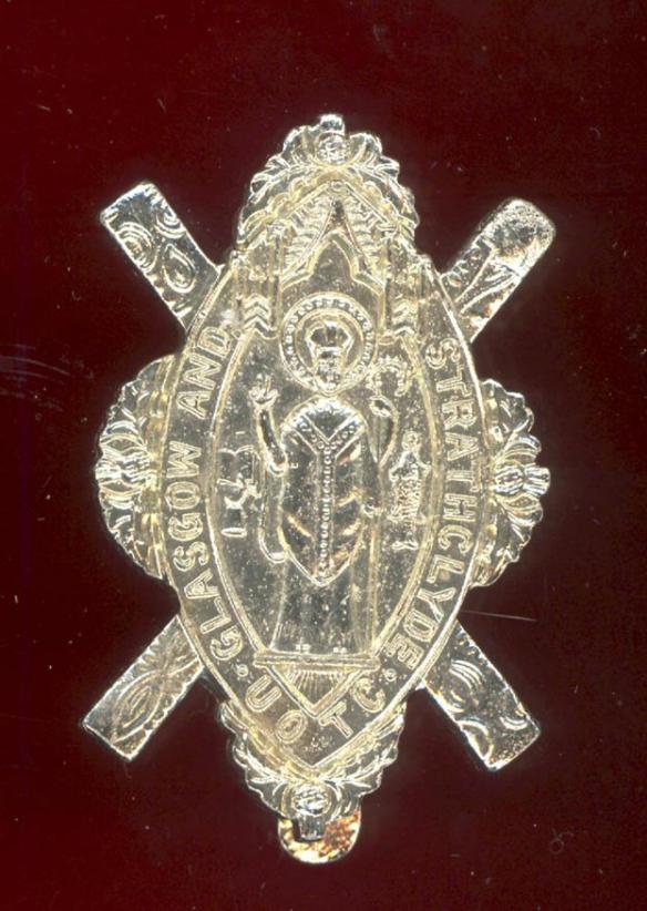Glasgow & Strathclyde University U.O.T.C. staybright cap badge