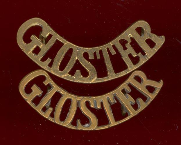 GLOSTER Gloucestershire Regiment shoulder titles