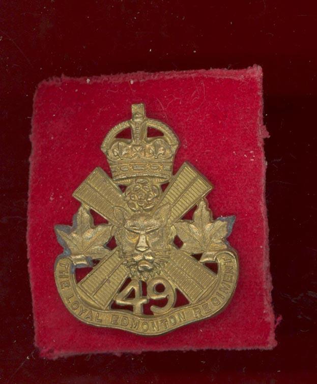 Canadian The Loyal Edmonton Regiment  cap badge