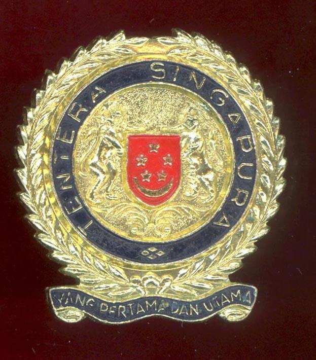 Singapore Army staybright cap badge